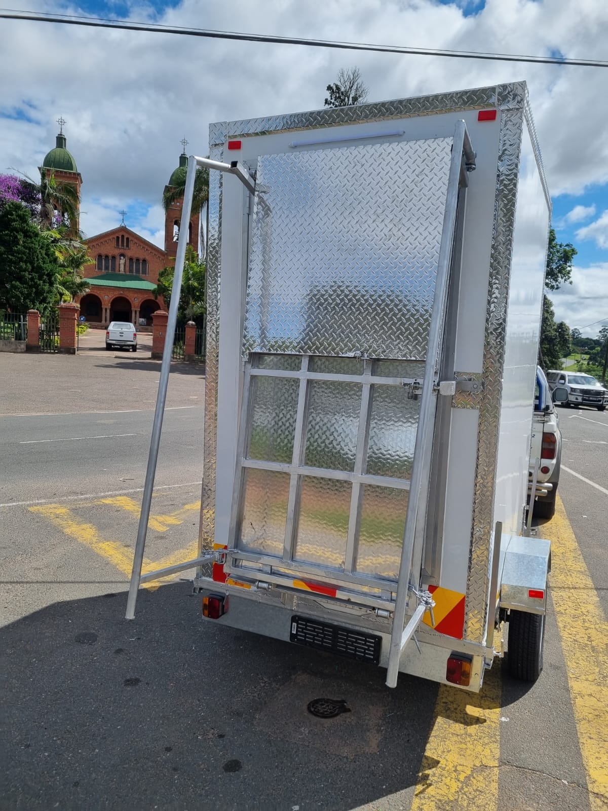 whatsapp image 2025 08 20 at 11.42.02(1)