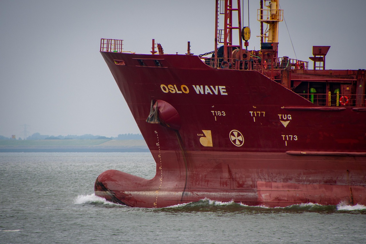 Hull Thickness Measurements and Ultrasonic Testing (UT) ship, prow, bow, sea, bulbous bow, vessel, large ship, hull, tanker, container ship, nature, water transport